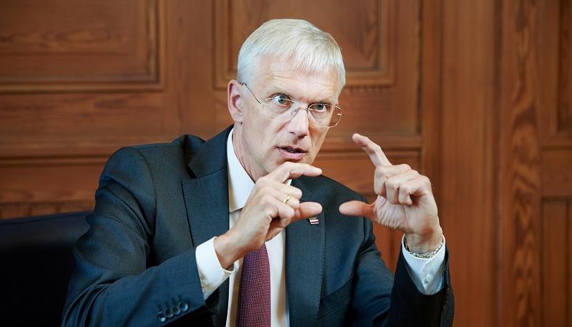 Latvijas avīze: правительство валяет дурака, а счета растут