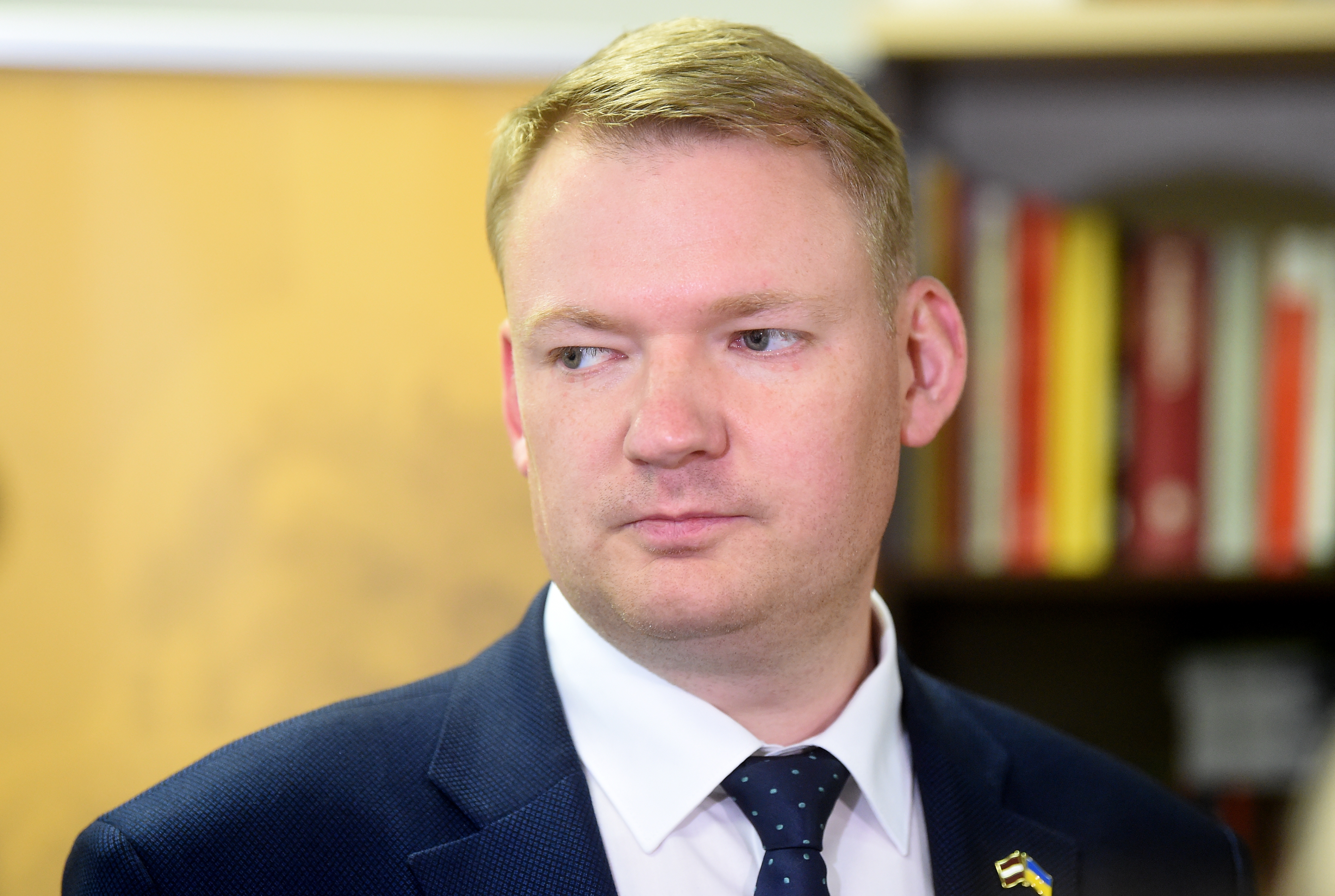 Смилтенс: формирование трехпартийной коалиции неизбежно