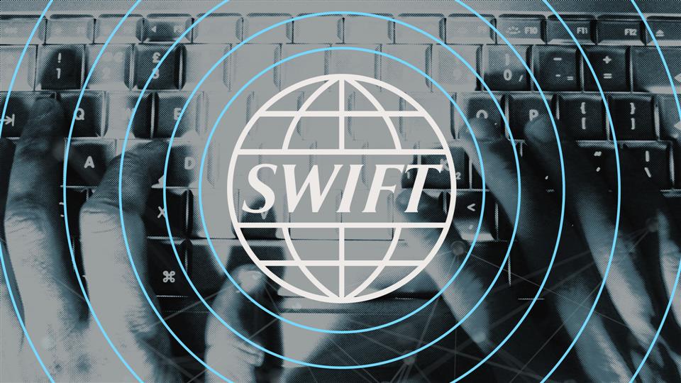 Глава МИД Украины призвал отключить Россию от SWIFT