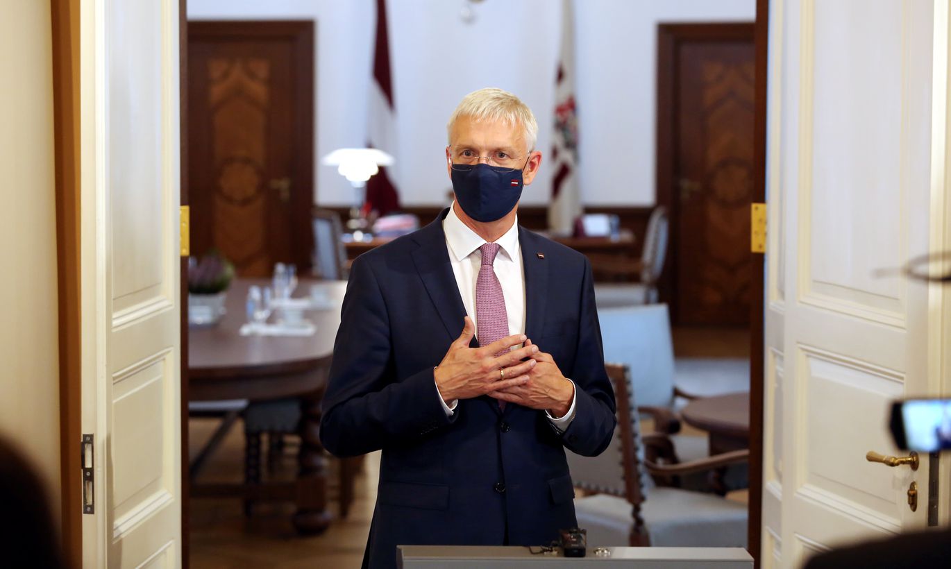 Правительство: режим ЧС продлен до 6 апреля. Но 1-2 классы вернутся в школы