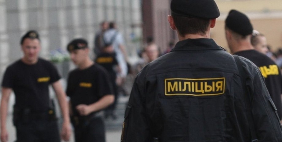 Четверо молодых людей из Латвии задержаны в Беларуси Четверо молодых людей из Латвии задержаны в Беларуси