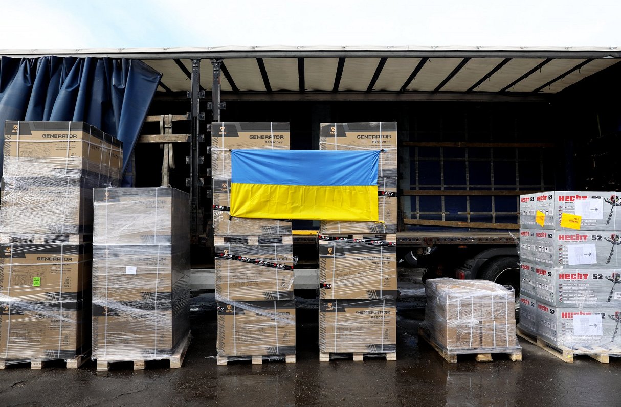Латвия отправила груз помощи в Украину