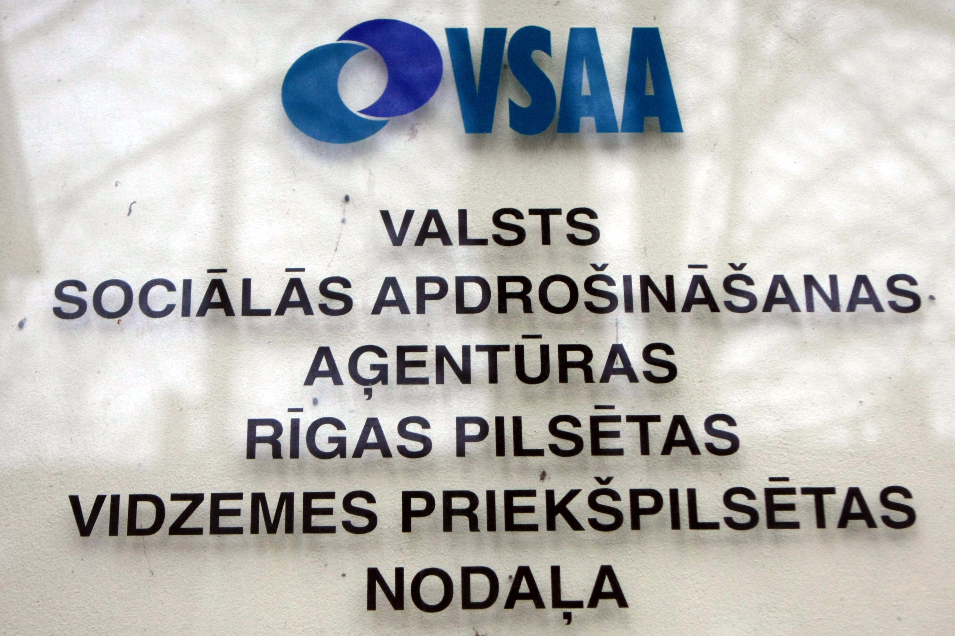 VSAA pārtrauc klientu apkalpošanu klātienē