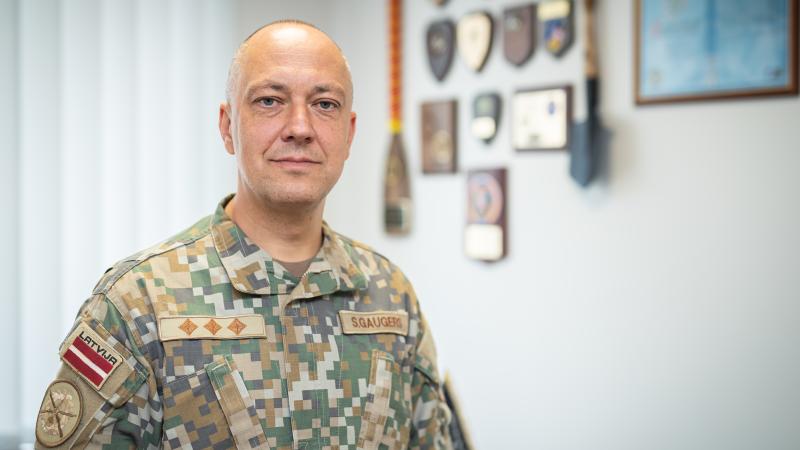 Полковник: многие по-прежнему считают, что главное в НВС мытье полов или чистка картошки