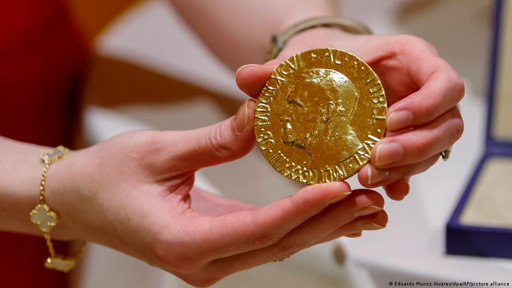 Нобелевскую премию мира получили представители России, Украины и Белоруссии