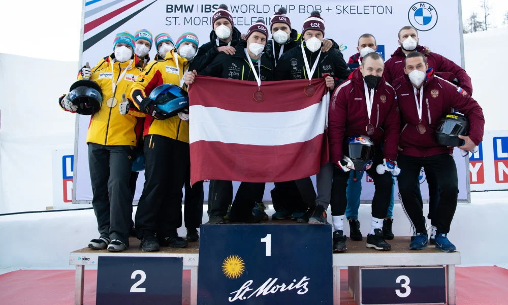 Экипаж-четверка Киберманиса стал чемпионом Европы по бобслею