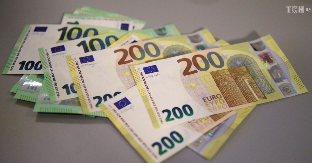 200 евро получат и работающие пенсионеры, и вышедшие на пенсию досрочно