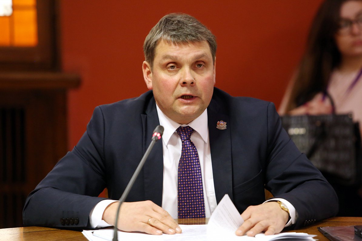 Мошенничество с чеками обошлось парламентарию в 6 000 евро штрафа и год запрета на работу депутатом