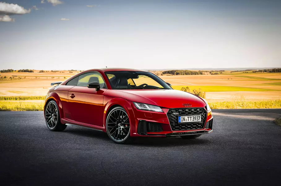 У Audi TT появилась невероятно мощная версия