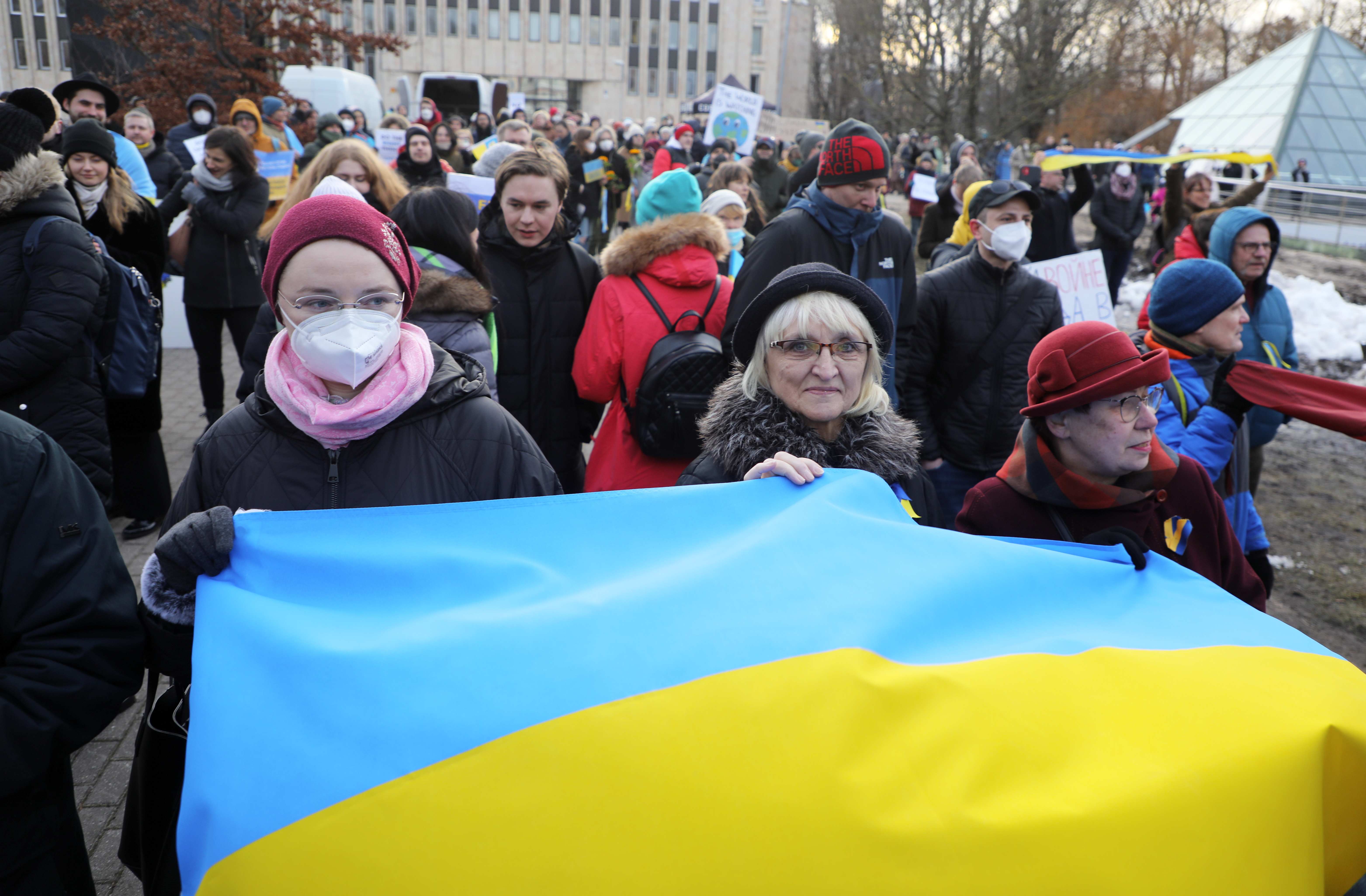 Сегодня продолжатся акции в поддержку Украины