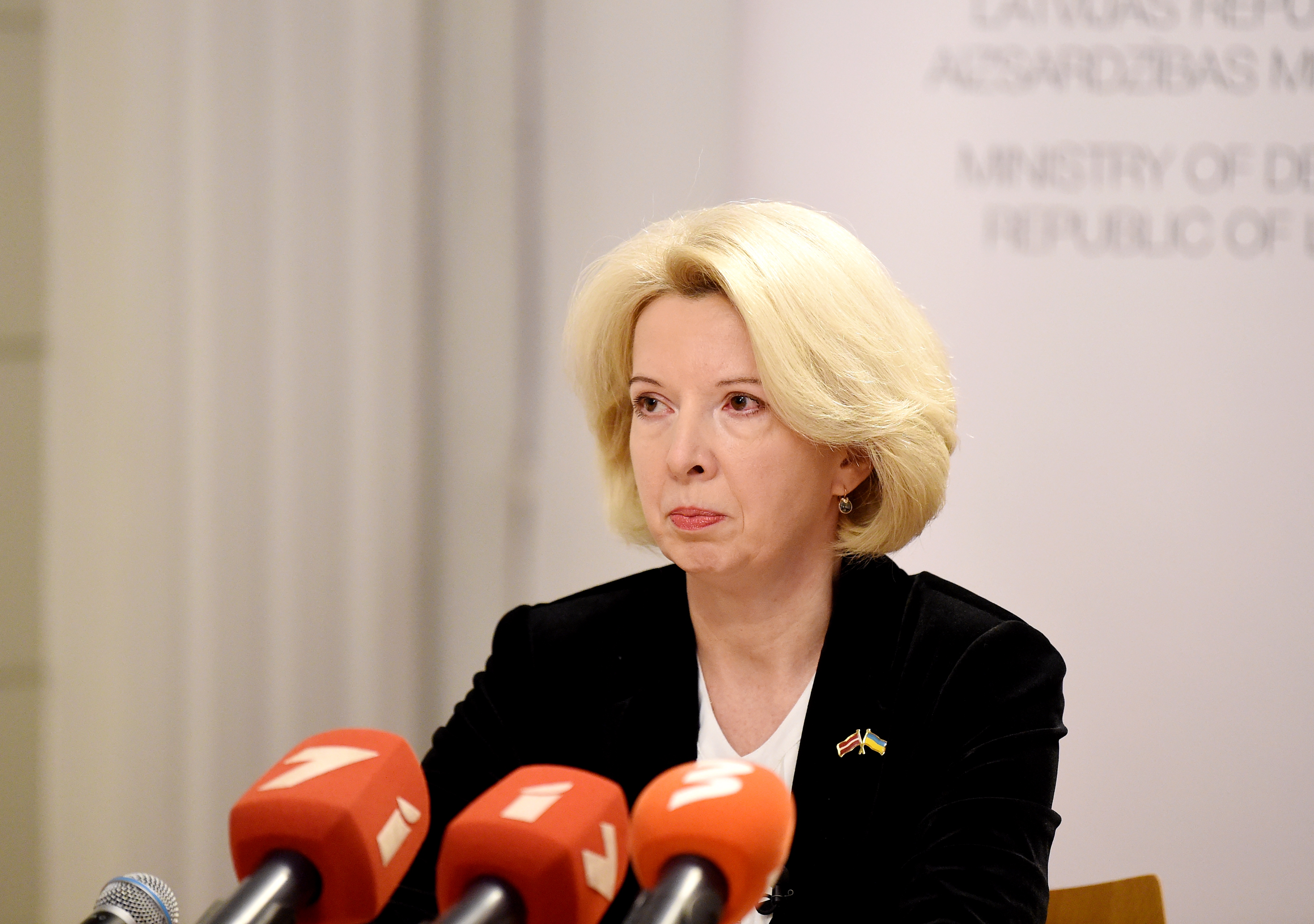 Мурниеце: Латвия должна быть готова сопротивляться любой агрессии не менее десяти дней