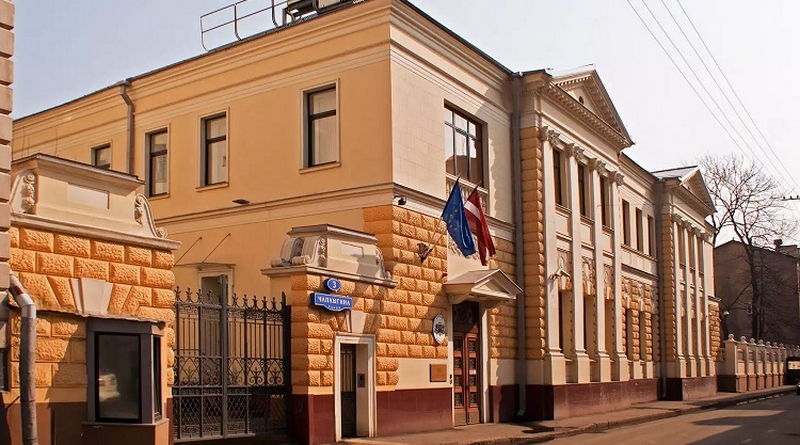 Россия выслала дипломатов Латвии, Литвы и Эстонии - цена солидарности