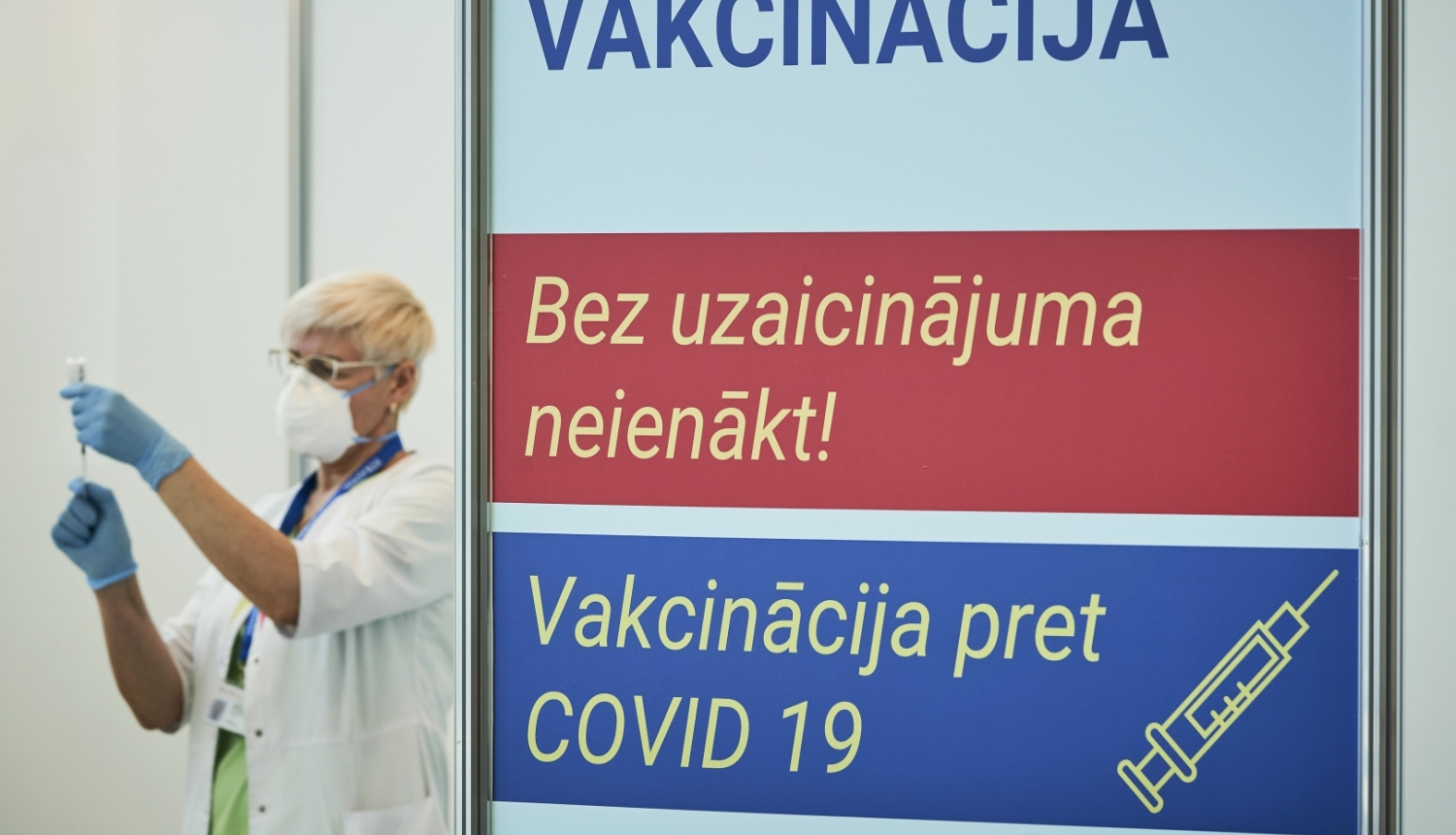 В субботу вакцинацию завершили 176 человек