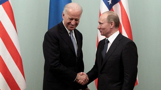 Путин предложил провести разговор с Байденом в «прямом эфире»