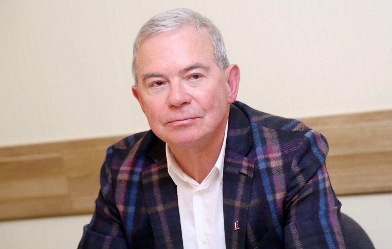 Айварс Лембергс избран председателем комиссии по социальным вопросам