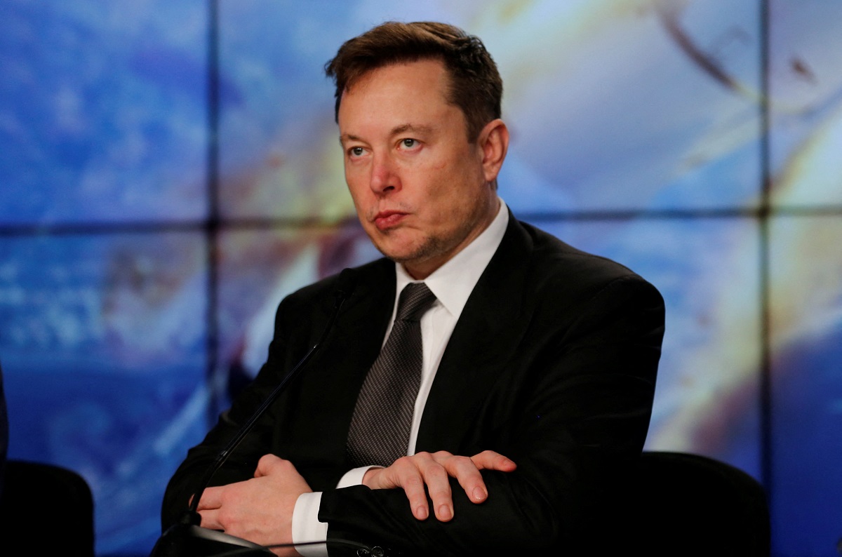 Илон Маск пообещал продолжить бесплатно предоставлять услуги Starlink Украине