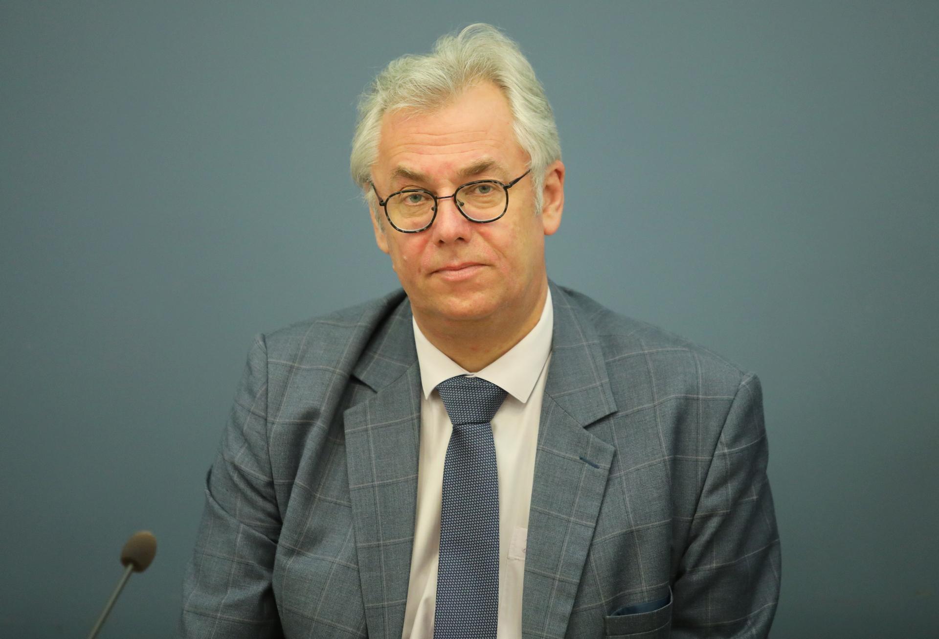Число пациентов, госпитализированных в "Covid-19", превысило 500