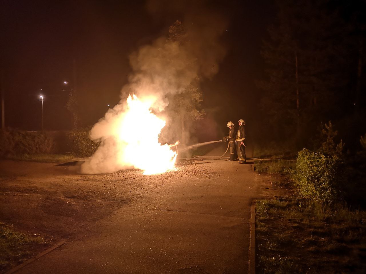 В Предайне ночью сожгли общественный туалет