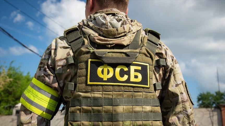 ФСБ давит на родственников уехавших их России