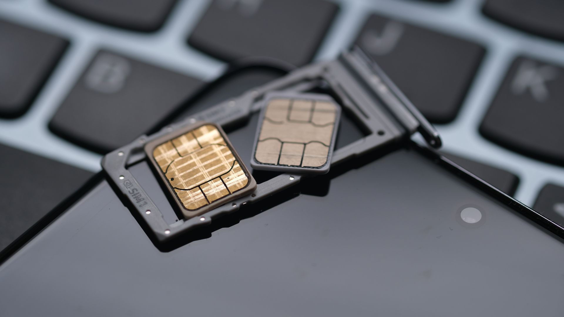 Правительство поддержало запрет на анонимное использование SIM-карт