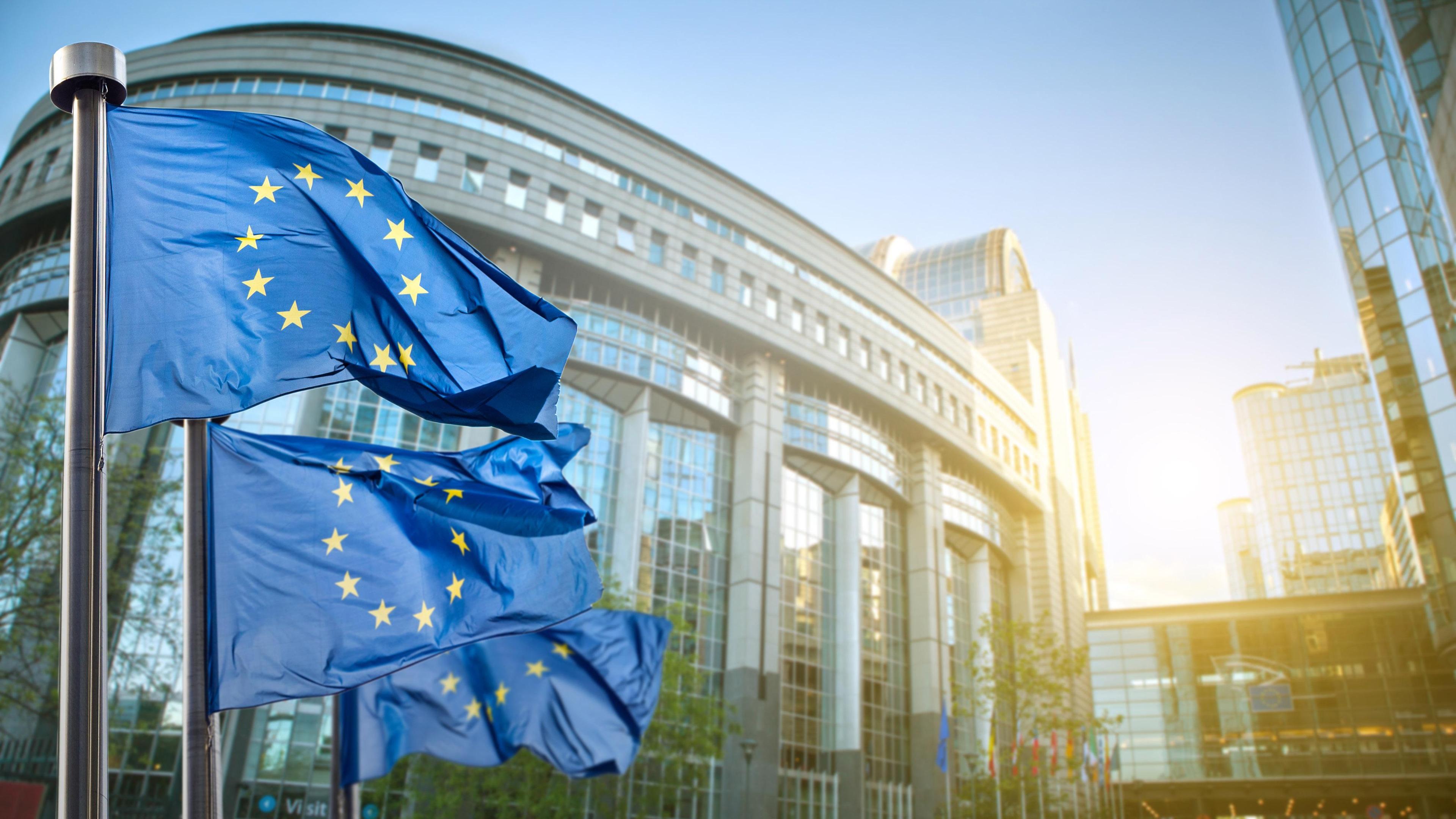 Европарламент утвердил семилетний бюджет ЕС на 1,074 трлн евро