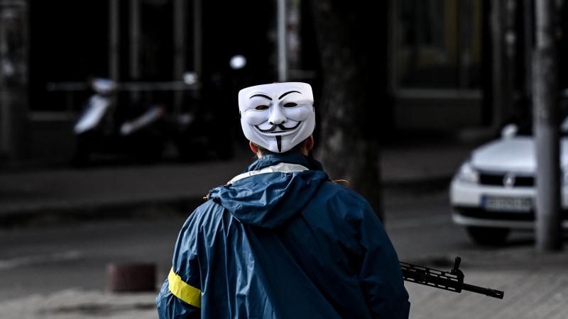 Anonymous заявили о взломе систем Центробанка РФ. Регулятор это отрицает