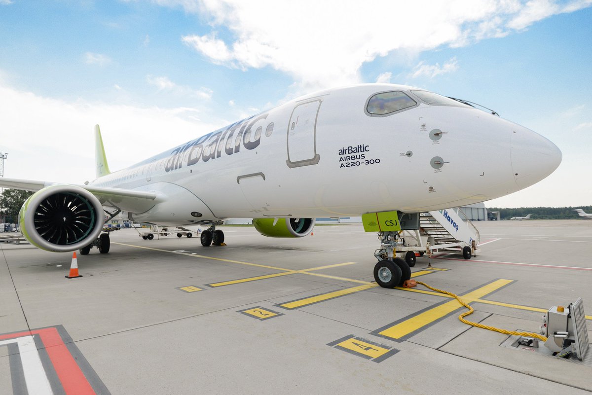 airBaltic получила 29-й самолет Airbus A220-300