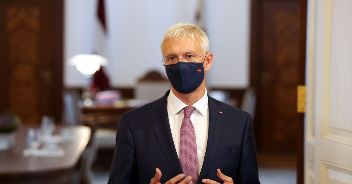 Кариньш провал вакцинации связывает с дезинформацией