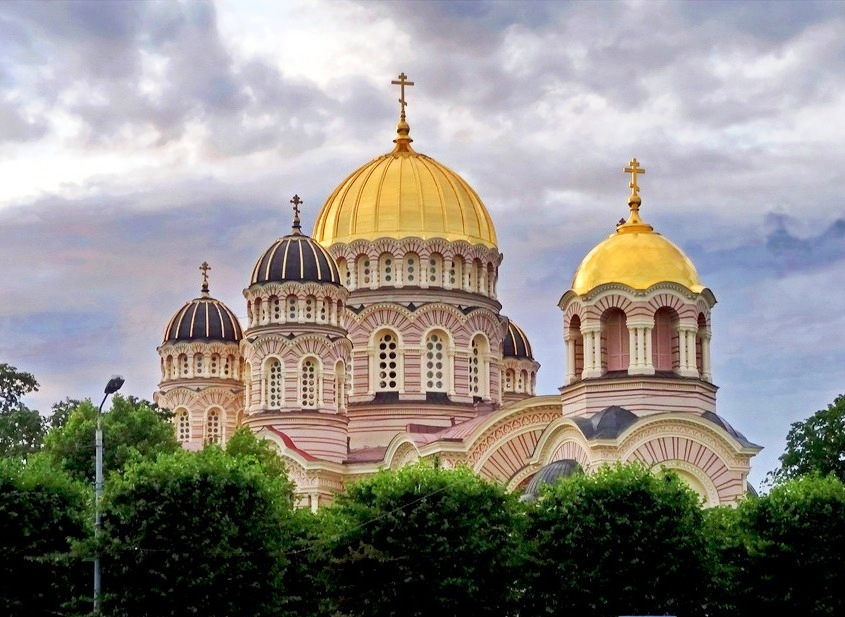 ЛПЦ может стать раскольнической церковью. Если ни Москва, ни Константинополь не признают ее автокефалию