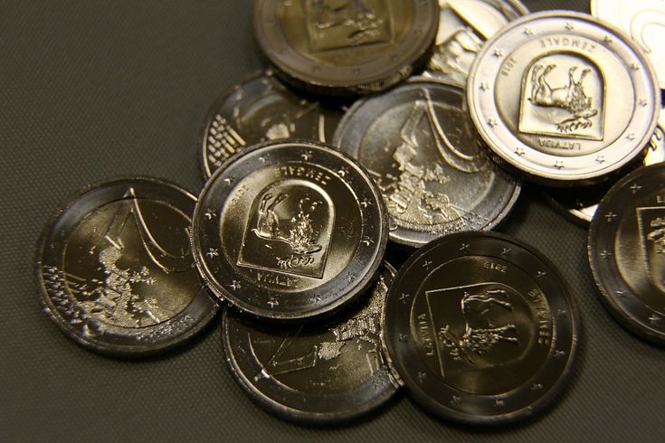 Средняя брутто-зарплата во втором квартале выросла на 9,6%
