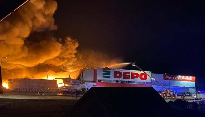 Полиция рассматривает версию намеренного поджога магазина Depo Полиция рассматривает версию намеренного поджога магазина Depo