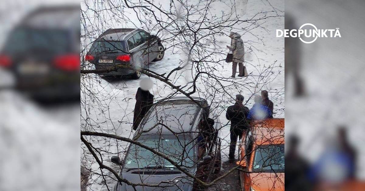 Пьяная женщина за рулем Audi в Пурвциемсе побила 6 машин