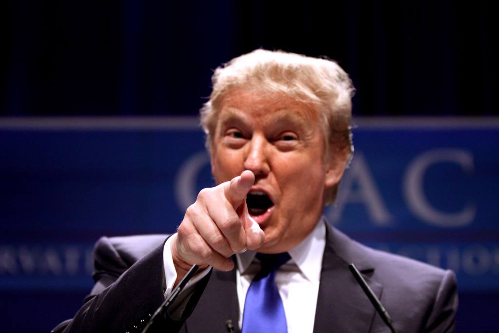 Трамп захотел спасти мир