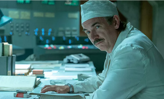 Звезда сериала «Чернобыль» Пол Риттер умер от рака мозга
