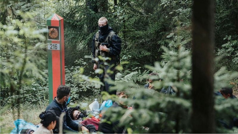 Страсбург недоволен Латвией и Литвой - дело в мигрантах