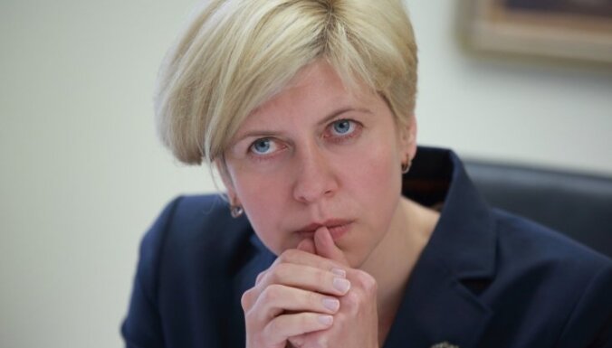 "Непонятно, по каким критериям Латвия выбирала вакцины": экс-министр здравоохранения Чакша
