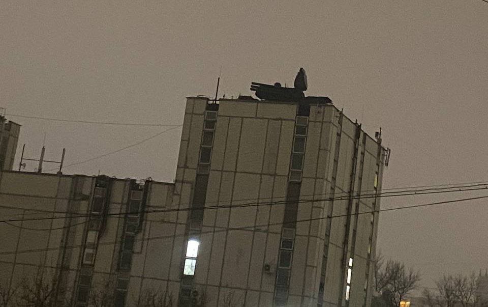 СМИ: В Москве устанавливают ПВО на крышах домов (ВИДЕО)
