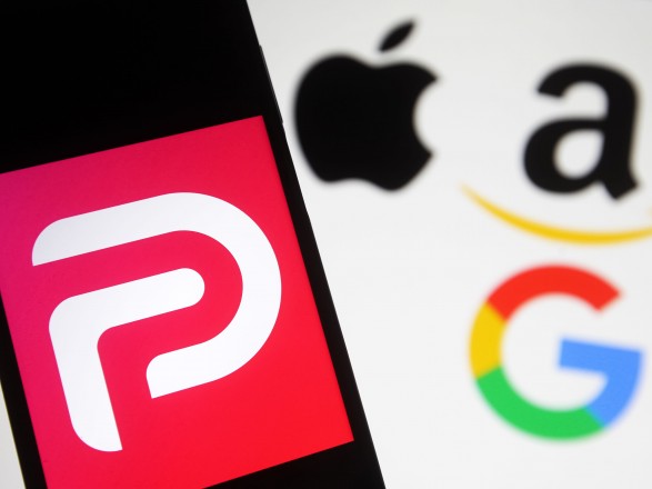 Соцсеть Parler частично восстановлена с помощью россиян