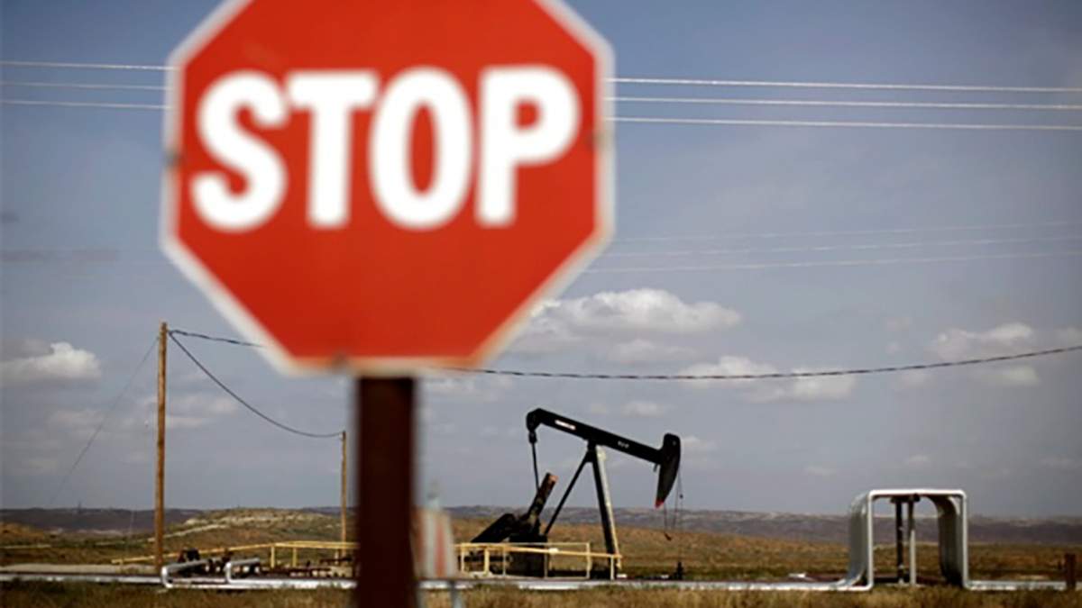 Bloomberg: от нефтяного эмбарго Россия потеряет $22 млрд
