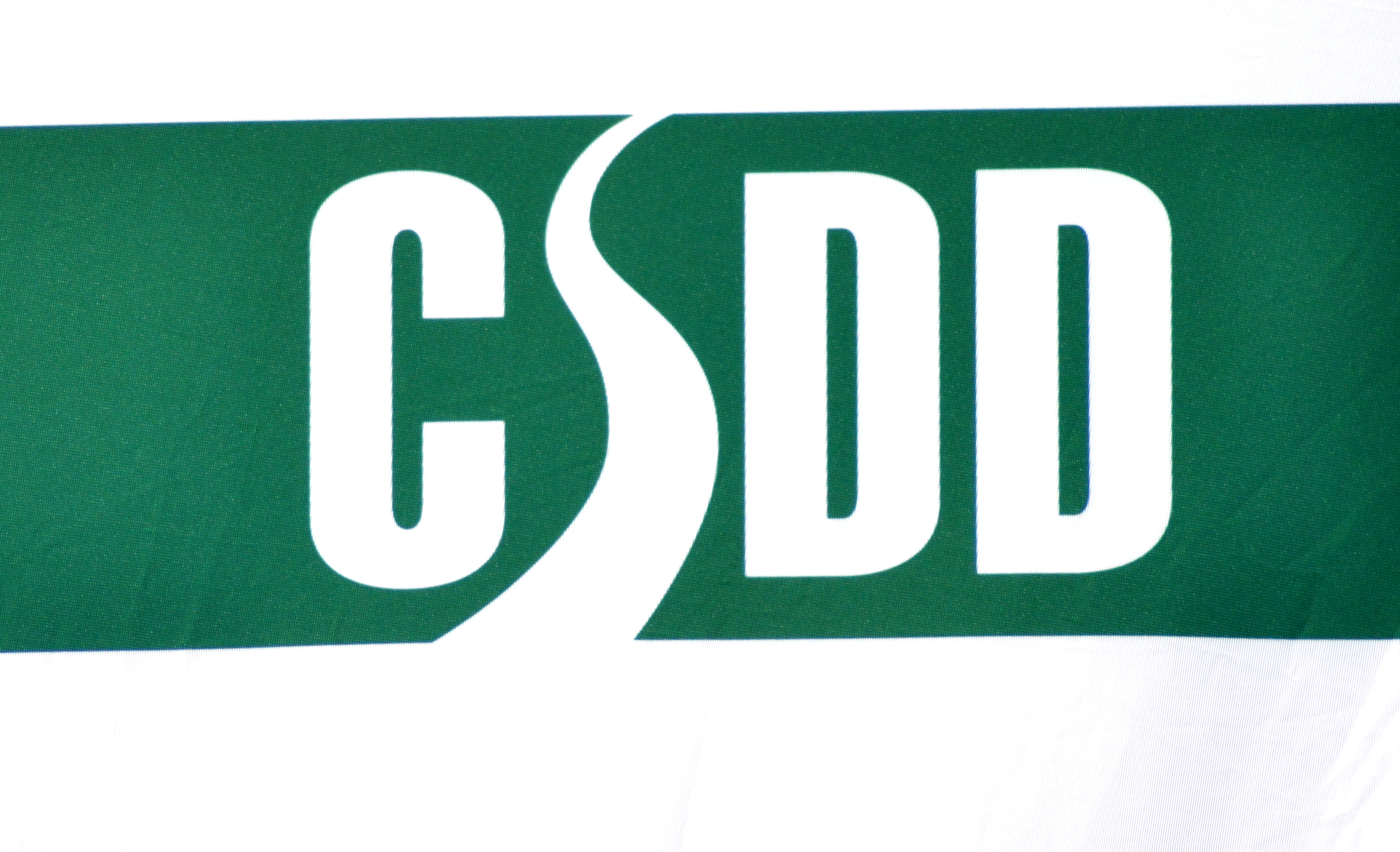 CSDD больше не пишет на русские и белорусские емейлы