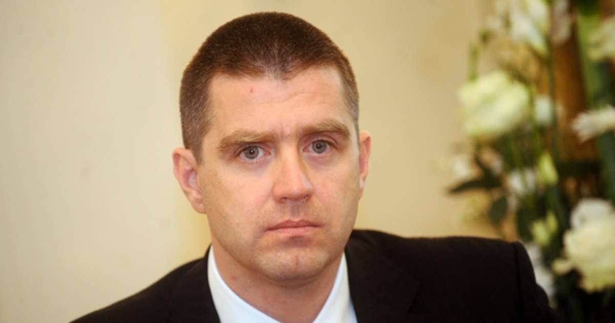 Нет уверенности в том, что через неделю правительство еще будет существовать