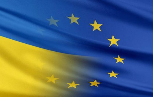 Латвийский еврокомиссар: Повсеместная коррупция тормозит реформы в Украине