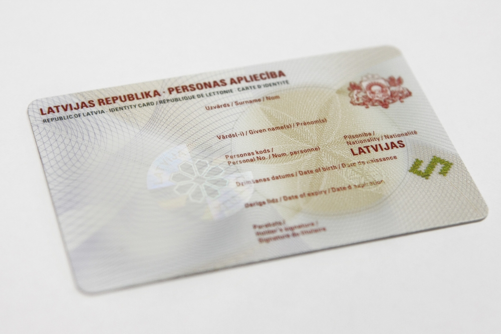 Обязательный срок получения ID-карт может быть отменен