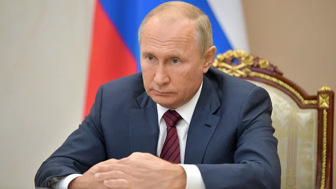 Путин возмущен закрытием телеканалов в Латвии. И молчанием Запада