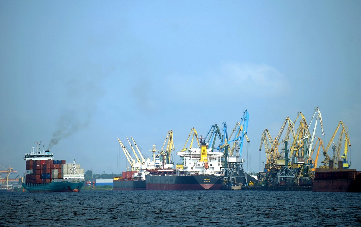 В прошлом году грузооборот латвийских портов уменьшился на 6,8%