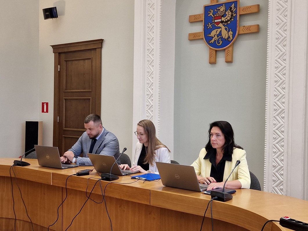 Временная администрация Резекне отзовет заявление в КС