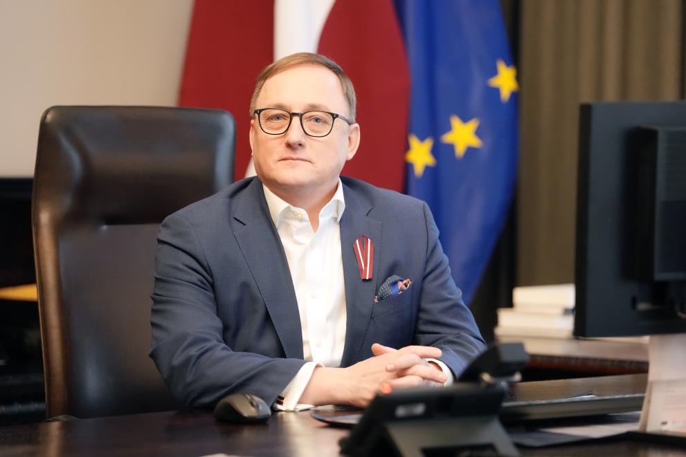Часть оппозиции выдвинула на пост президента Банка Латвии Казакса