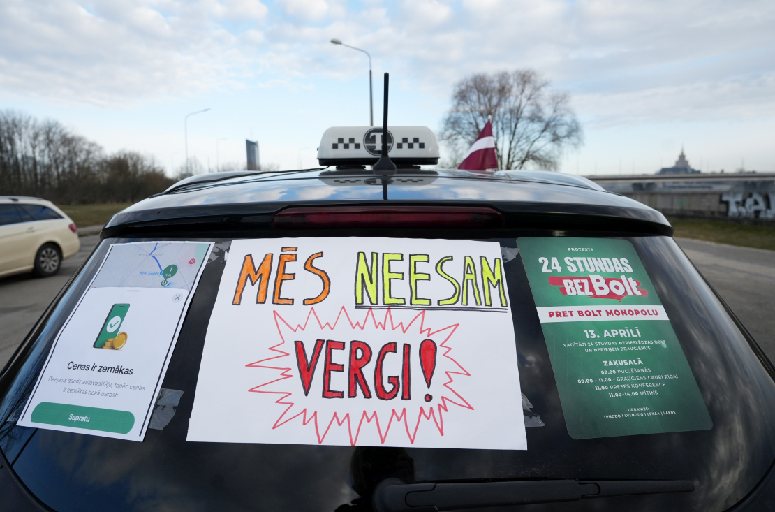 Taksometru asociācijas apstrīdēs KP lēmumu par "Bolt" un plāno protesta akciju Taksometru asociācijas apstrīdēs KP lēmumu par "Bolt" un plāno protesta akciju
