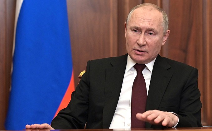 CNN: Путин подписал указы о признании территорий, удерживаемых сепаратистами. Вот почему это важно