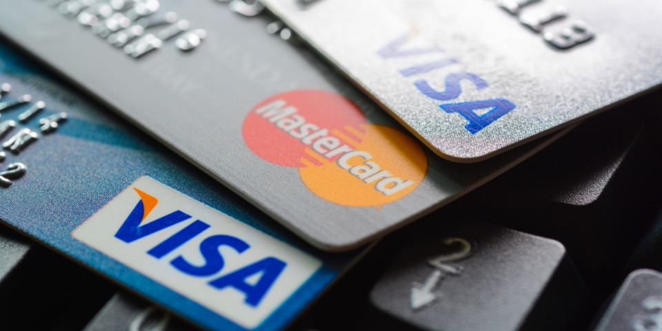 Уход Visa, MasterCard и American Express из России не повлияет на Латвию